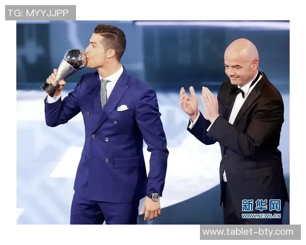 建行曼联足球携手共进助力青少年足球发展与国际交流 建行曼联足球携手共进助力青少年足球发展与国际交流